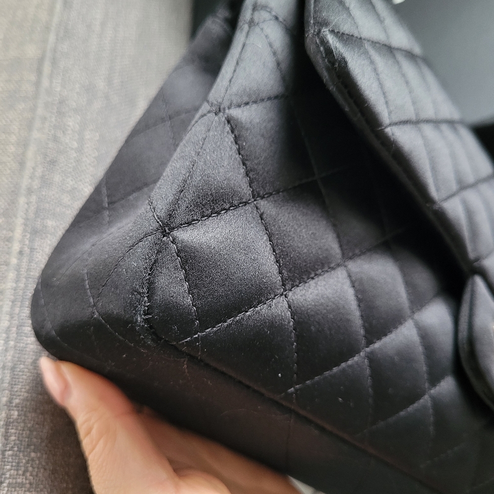 Chanel Medium Classic Double Flap - Picture 11 of 13